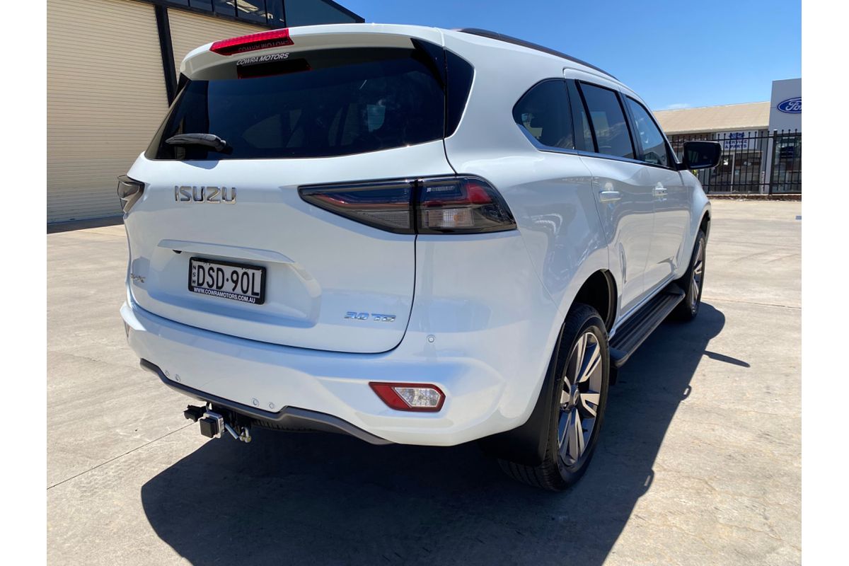 2023 Isuzu MU-X LS-T