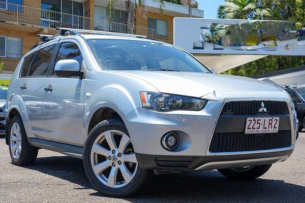 2011 Mitsubishi Outlander LS ZH