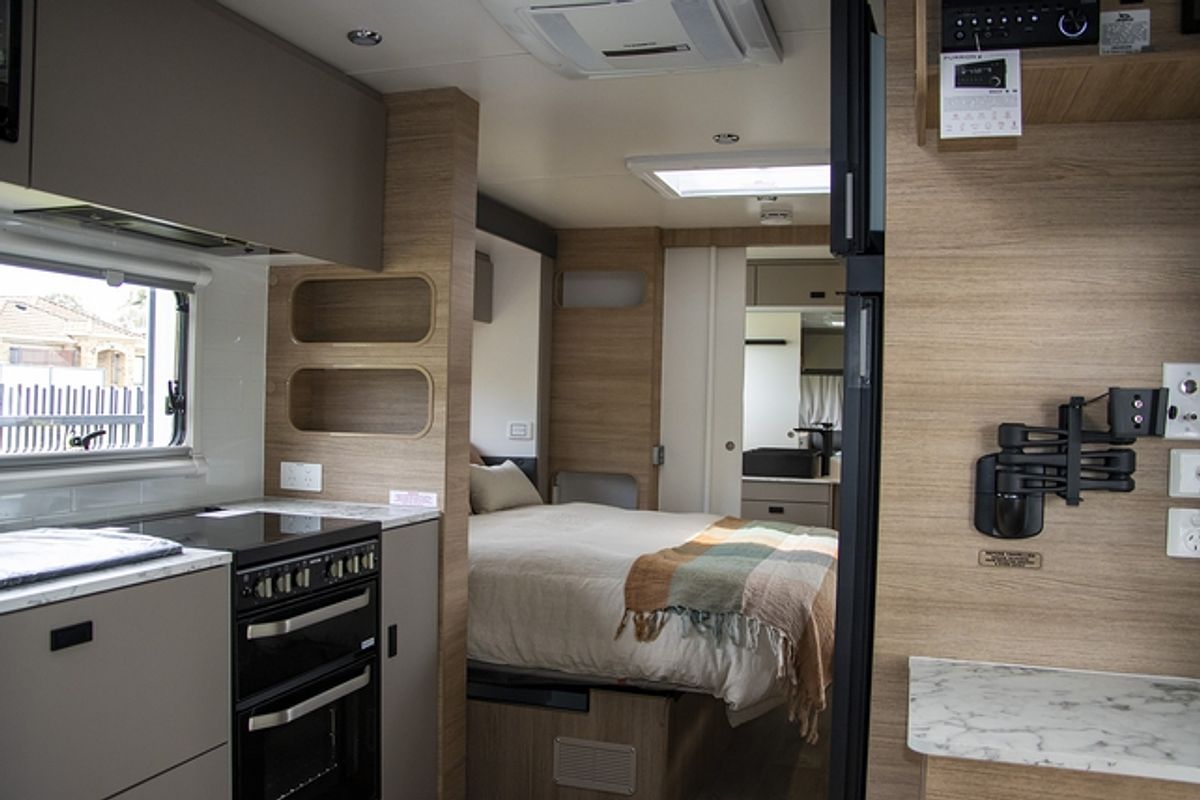 2024 Jayco SILVERLINE CARAVAN 21.65-3.OB.SL-MY24