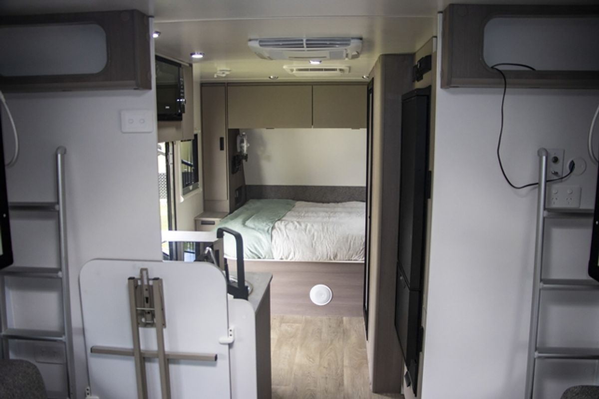 2024 Jayco BASE STATION CARAVAN 19.61-7.BS-MY24