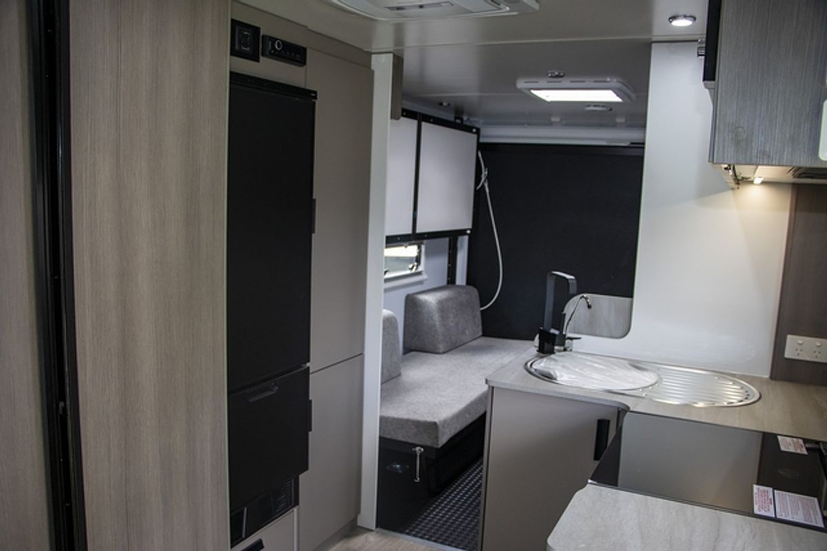 2024 Jayco BASE STATION CARAVAN 19.61-7.BS-MY24