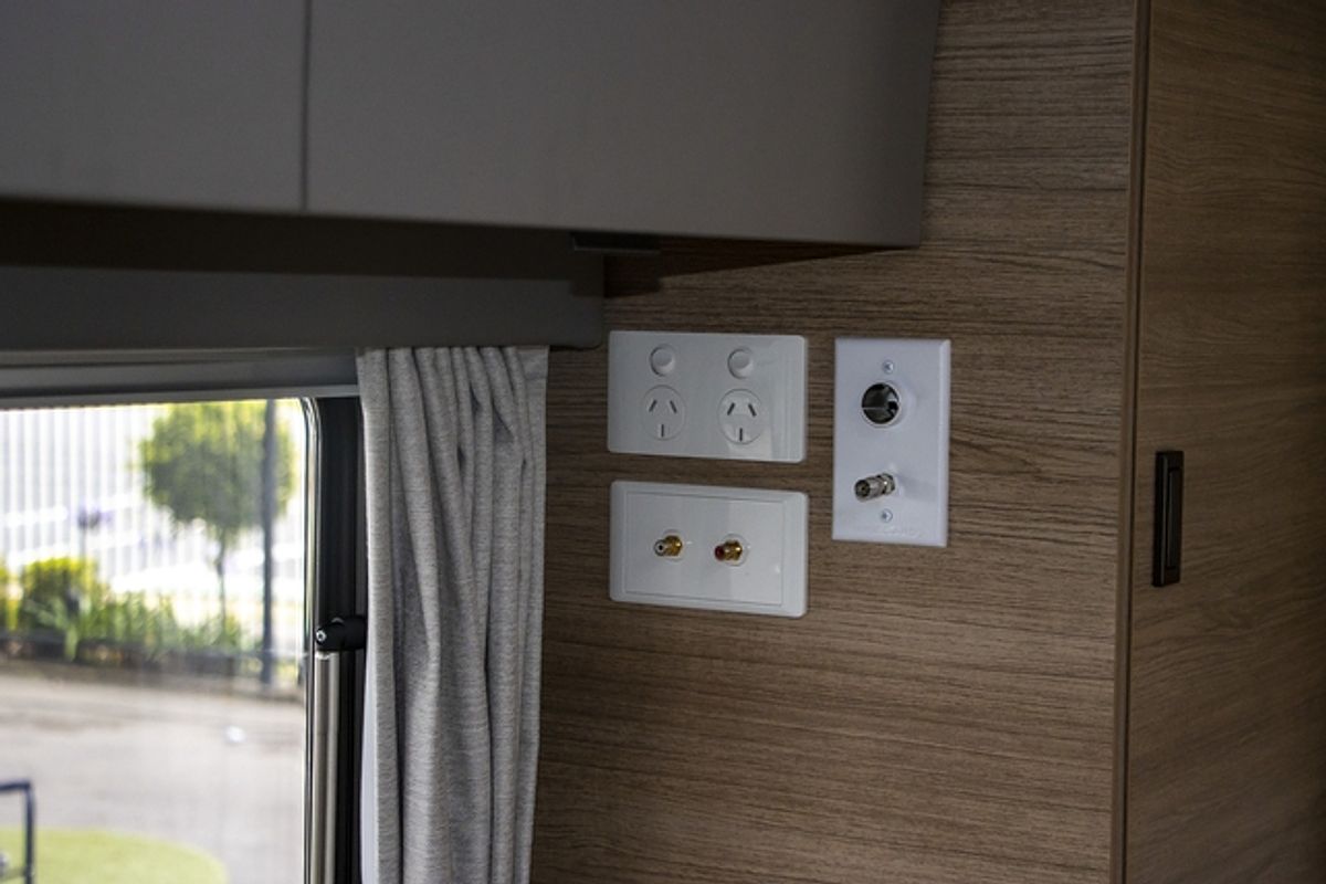 2024 Jayco SILVERLINE CARAVAN 24.75-2.SL-MY24