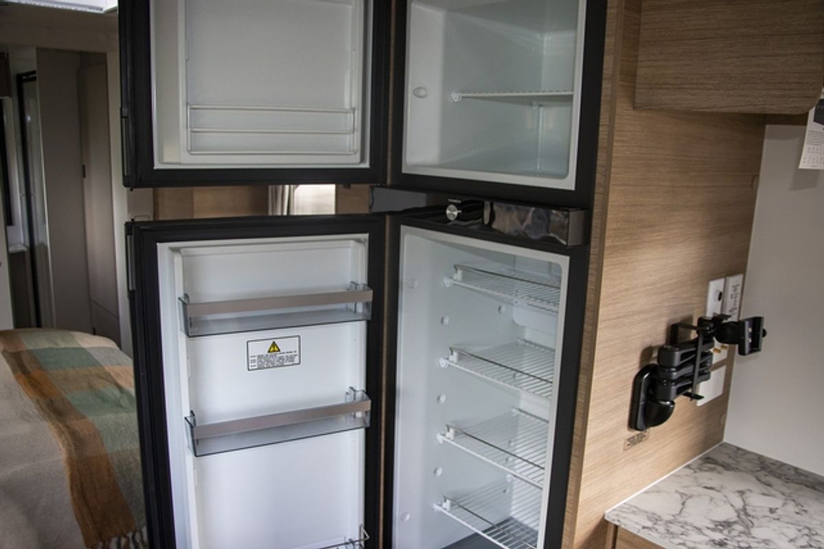 2024 Jayco SILVERLINE CARAVAN 24.75-2.SL-MY24