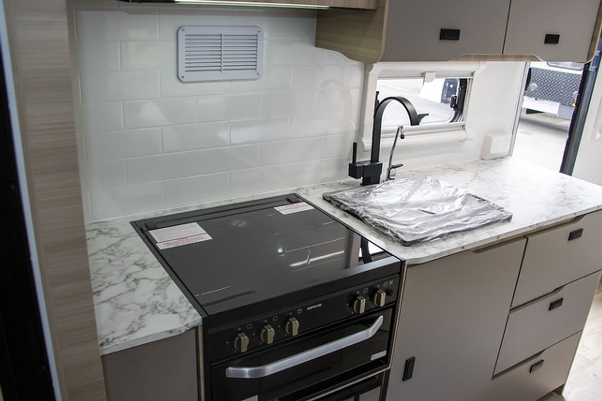 2024 Jayco DISCOVERY POPTOP 16.67-5.DY-MY25