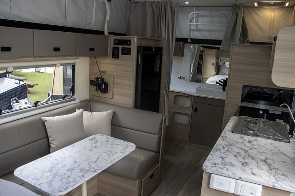 2024 Jayco DISCOVERY POPTOP 16.67-5.DY-MY25