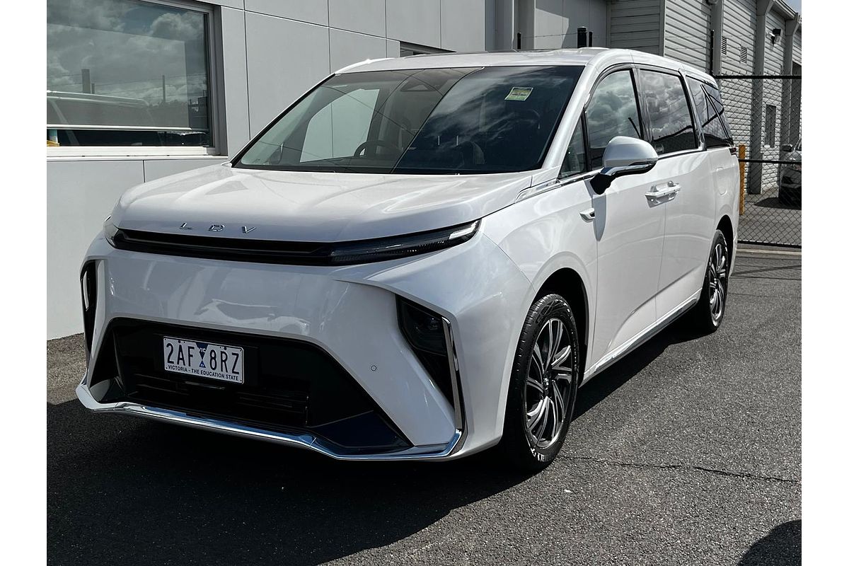 2023 LDV MIFA 9 Executive