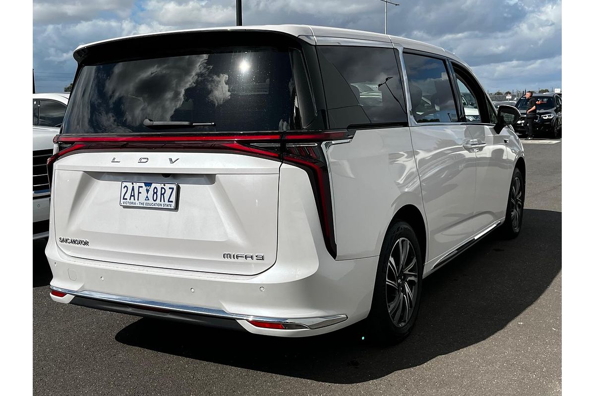 2023 LDV MIFA 9 Executive