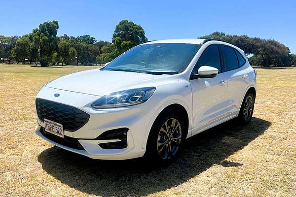 2022 Ford Escape ST-Line ZH