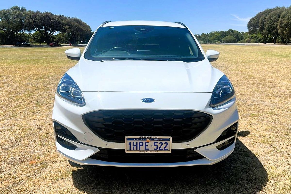 2022 Ford Escape ST-Line ZH