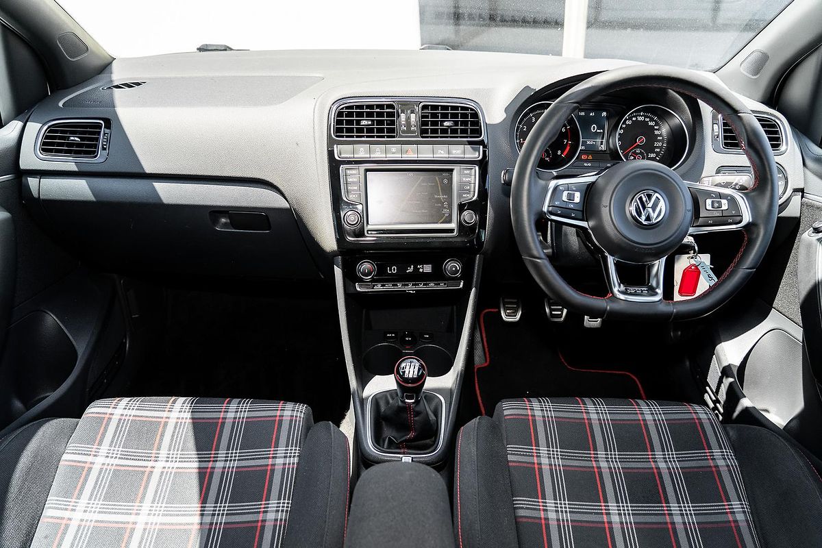 2016 Volkswagen Polo GTI 6R