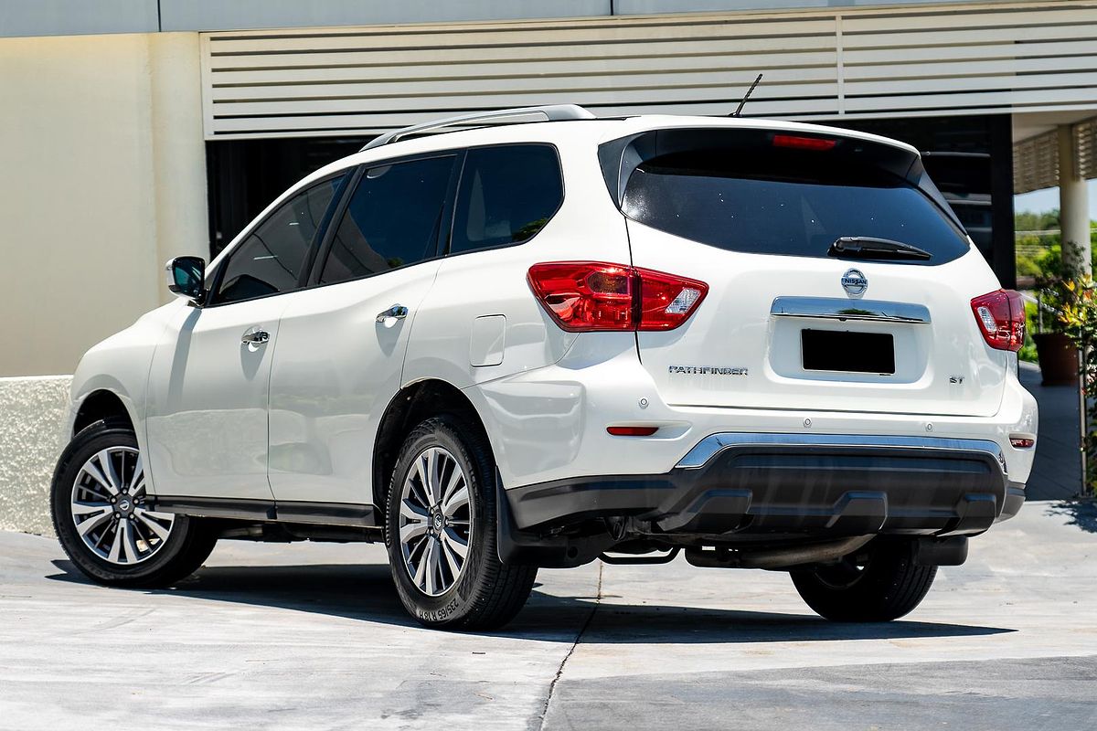 2017 Nissan Pathfinder ST R52 Series II