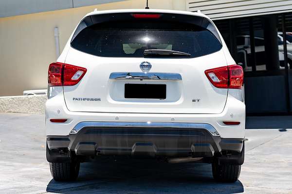 2017 Nissan Pathfinder ST R52 Series II