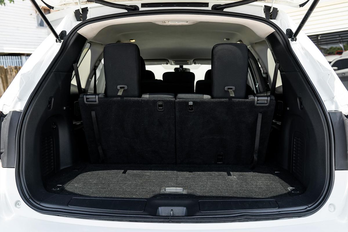 2017 Nissan Pathfinder ST R52 Series II