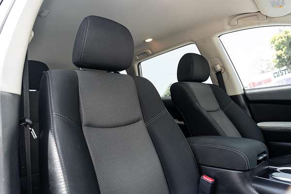 2017 Nissan Pathfinder ST R52 Series II