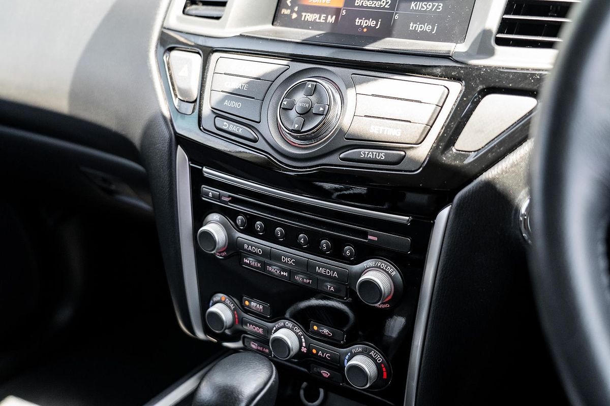 2017 Nissan Pathfinder ST R52 Series II