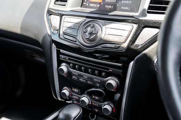 2017 Nissan Pathfinder ST R52 Series II