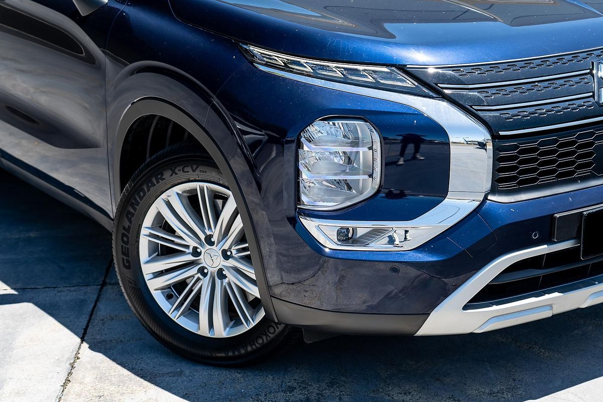 2023 Mitsubishi Outlander LS ZM