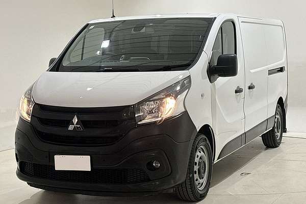 2020 Mitsubishi Express GLX SN LWB