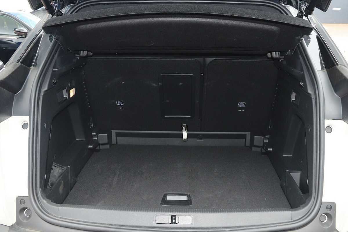 2022 Peugeot 3008 GT P84