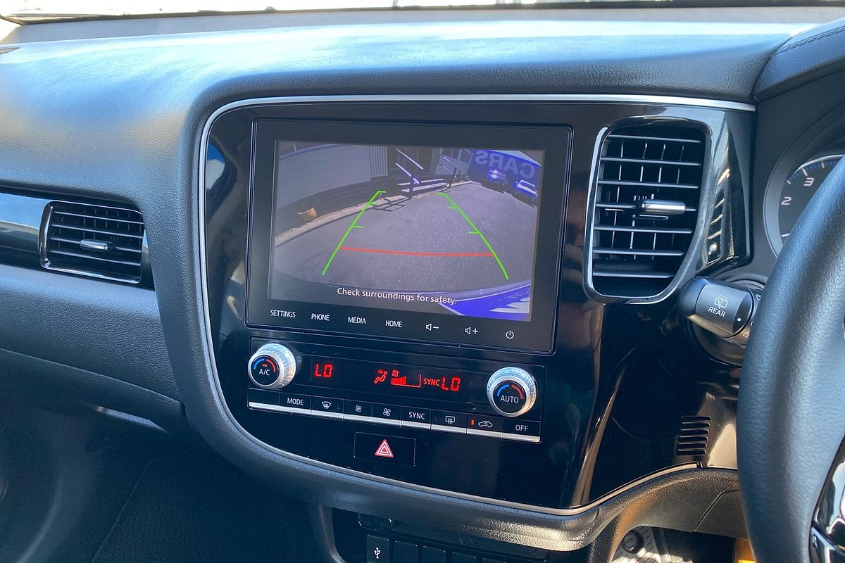 2020 Mitsubishi Outlander ES ZL