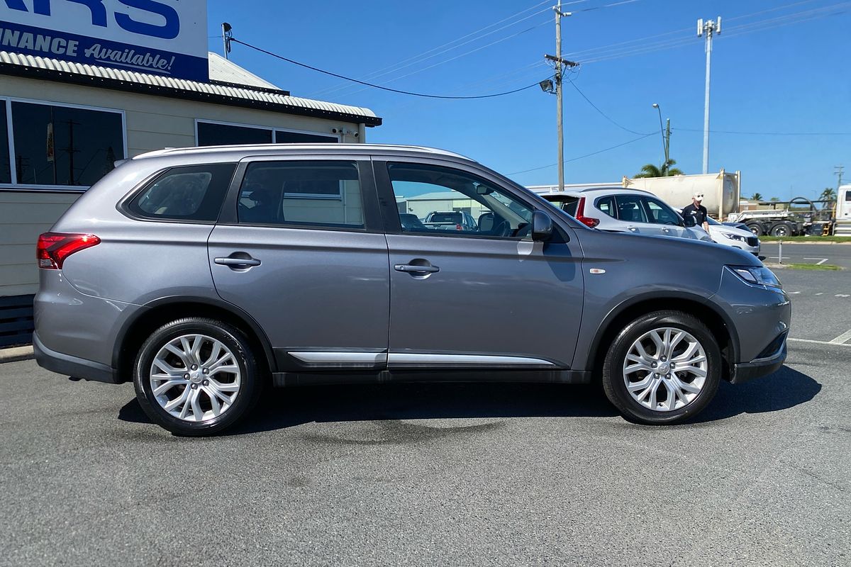 2020 Mitsubishi Outlander ES ZL