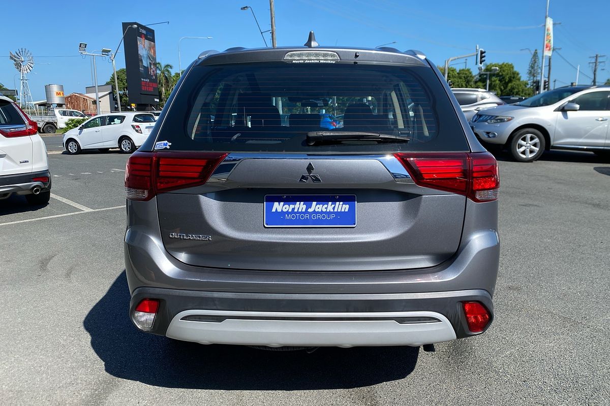 2020 Mitsubishi Outlander ES ZL