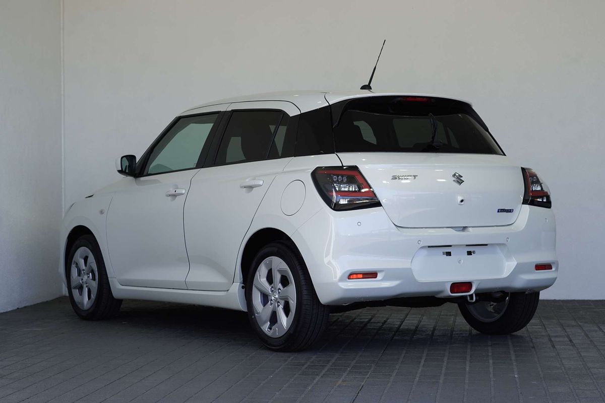 2024 Suzuki Swift Hybrid Plus UZ
