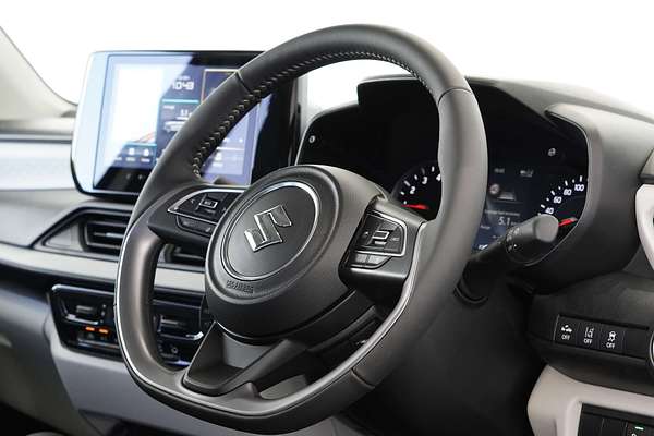 2024 Suzuki Swift Hybrid Plus UZ