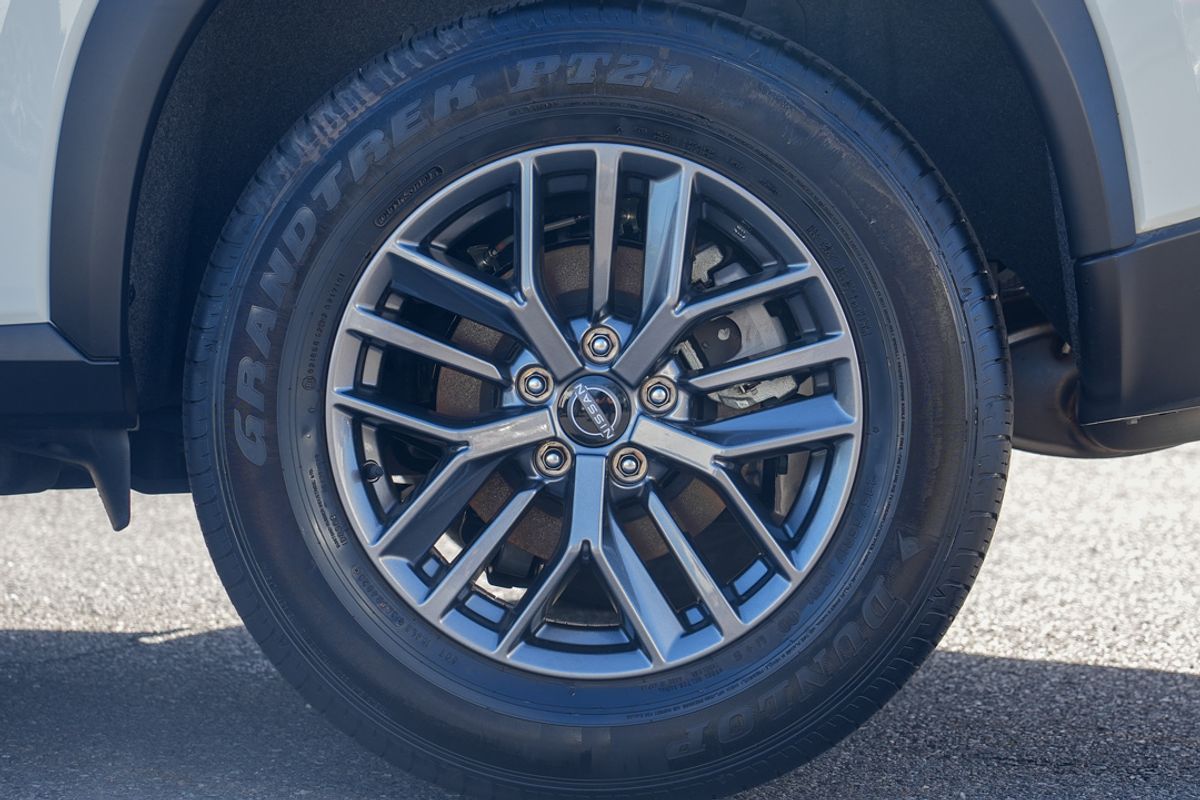 2023 Nissan X-TRAIL ST T33