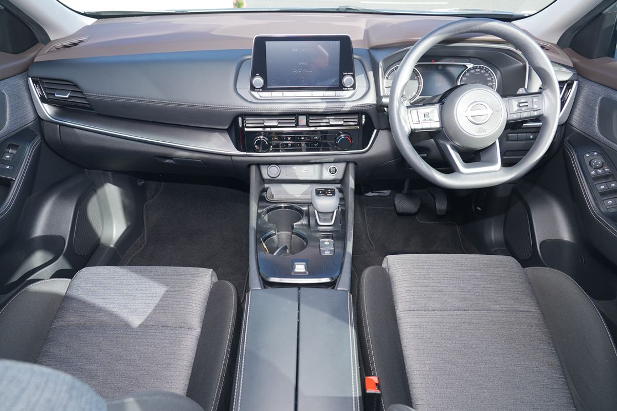 2023 Nissan X-TRAIL ST T33
