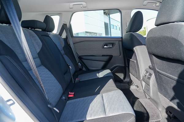 2023 Nissan X-TRAIL ST T33