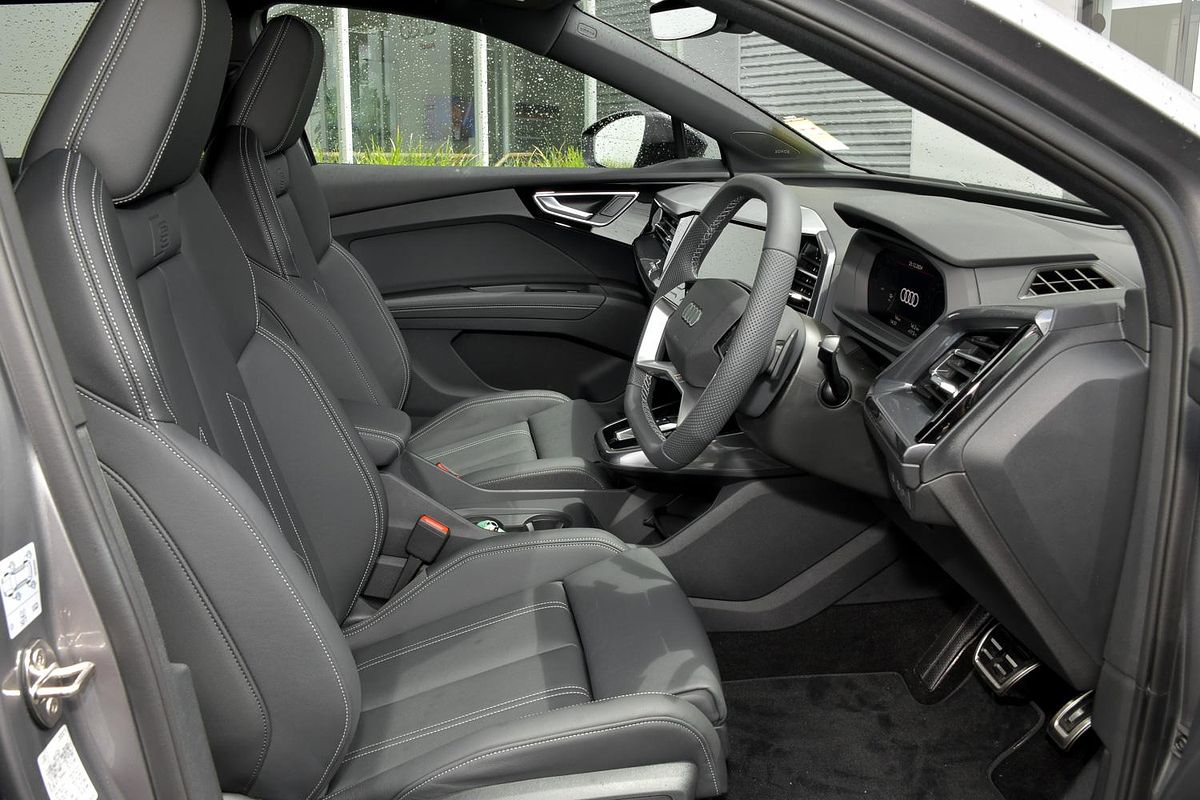 2024 Audi Q4 e-tron 55 F4