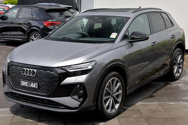 2024 Audi Q4 e-tron 55 F4
