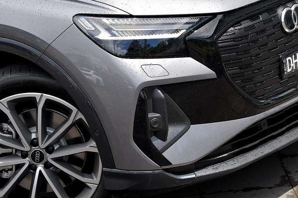 2024 Audi Q4 e-tron 55 F4