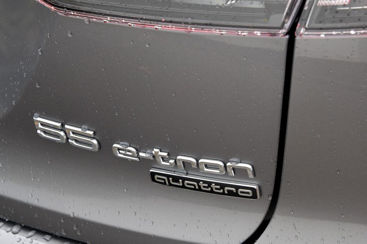 2024 Audi Q4 e-tron 55 F4