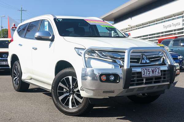 2016 Mitsubishi Pajero Sport GLX QE