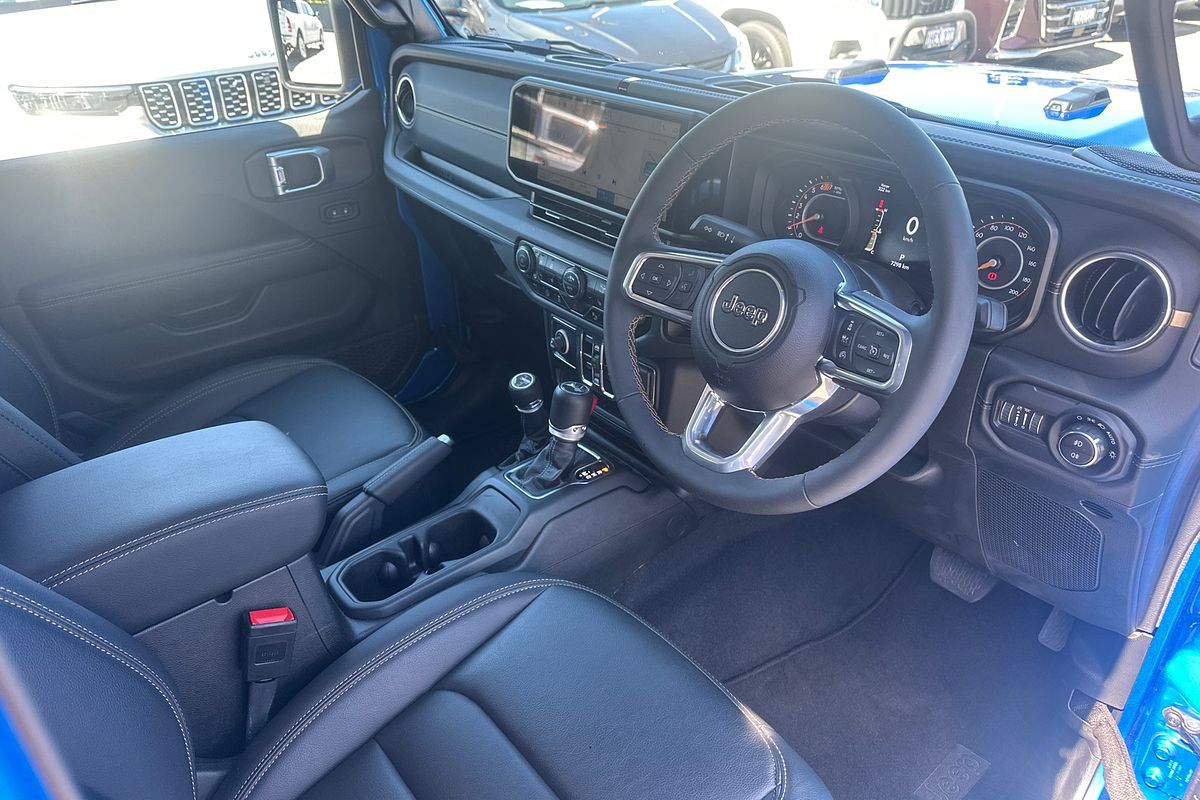 2024 Jeep Wrangler Unlimited Overland JL