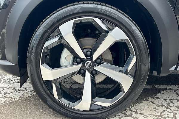 2023 Nissan JUKE ST-L F16