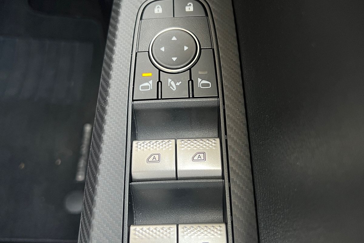 2023 Mitsubishi Outlander LS ZM