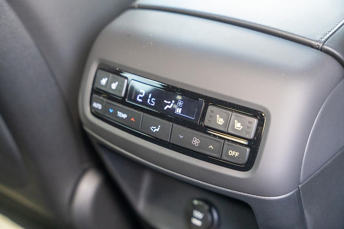 2024 Hyundai Palisade Calligraphy Black Ink LX2.V5