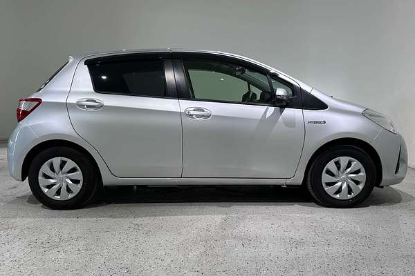 2019 Toyota Vitz Hybrid F NHP130