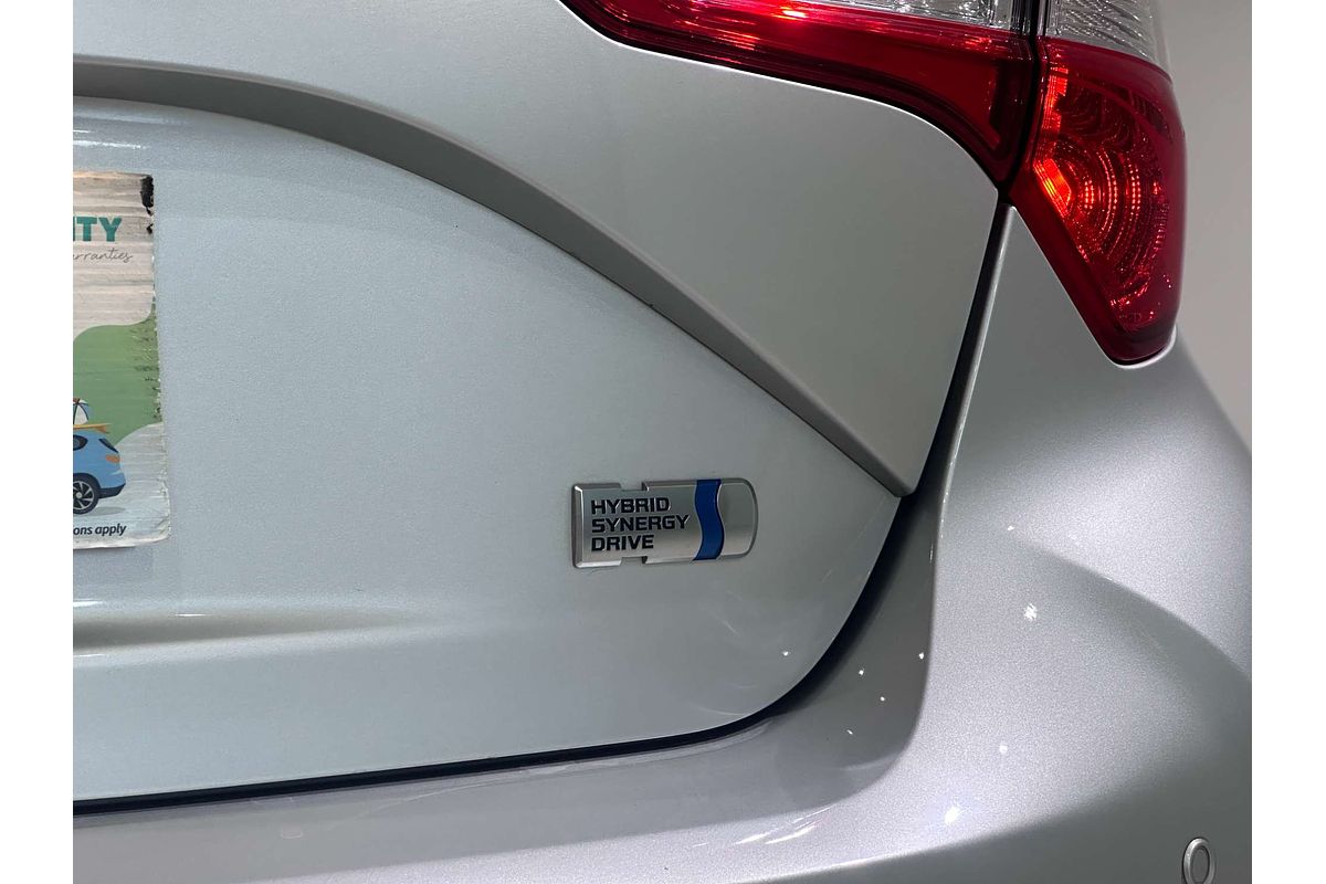 2019 Toyota Vitz Hybrid F NHP130