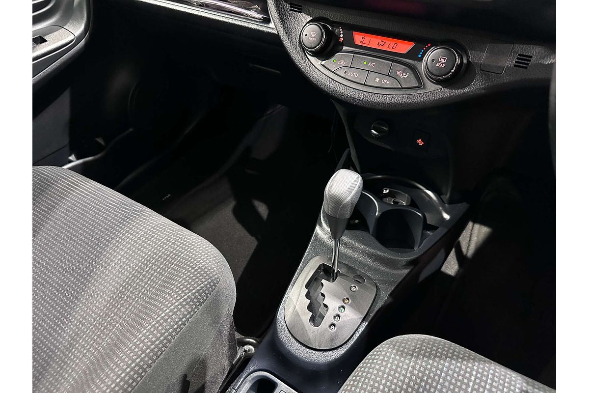 2019 Toyota Vitz Hybrid F NHP130