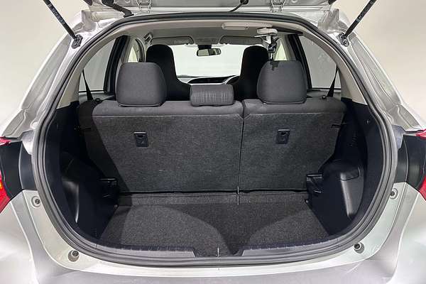 2019 Toyota Vitz Hybrid F NHP130