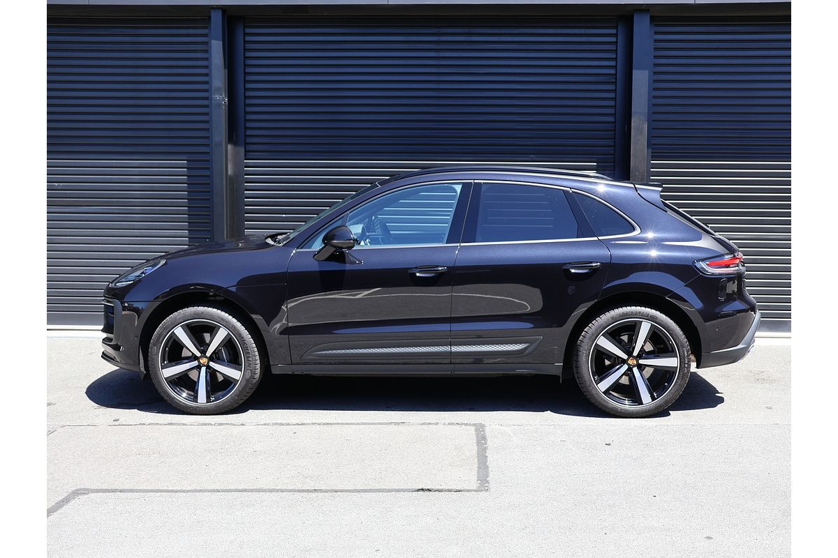 2023 Porsche Macan 95B