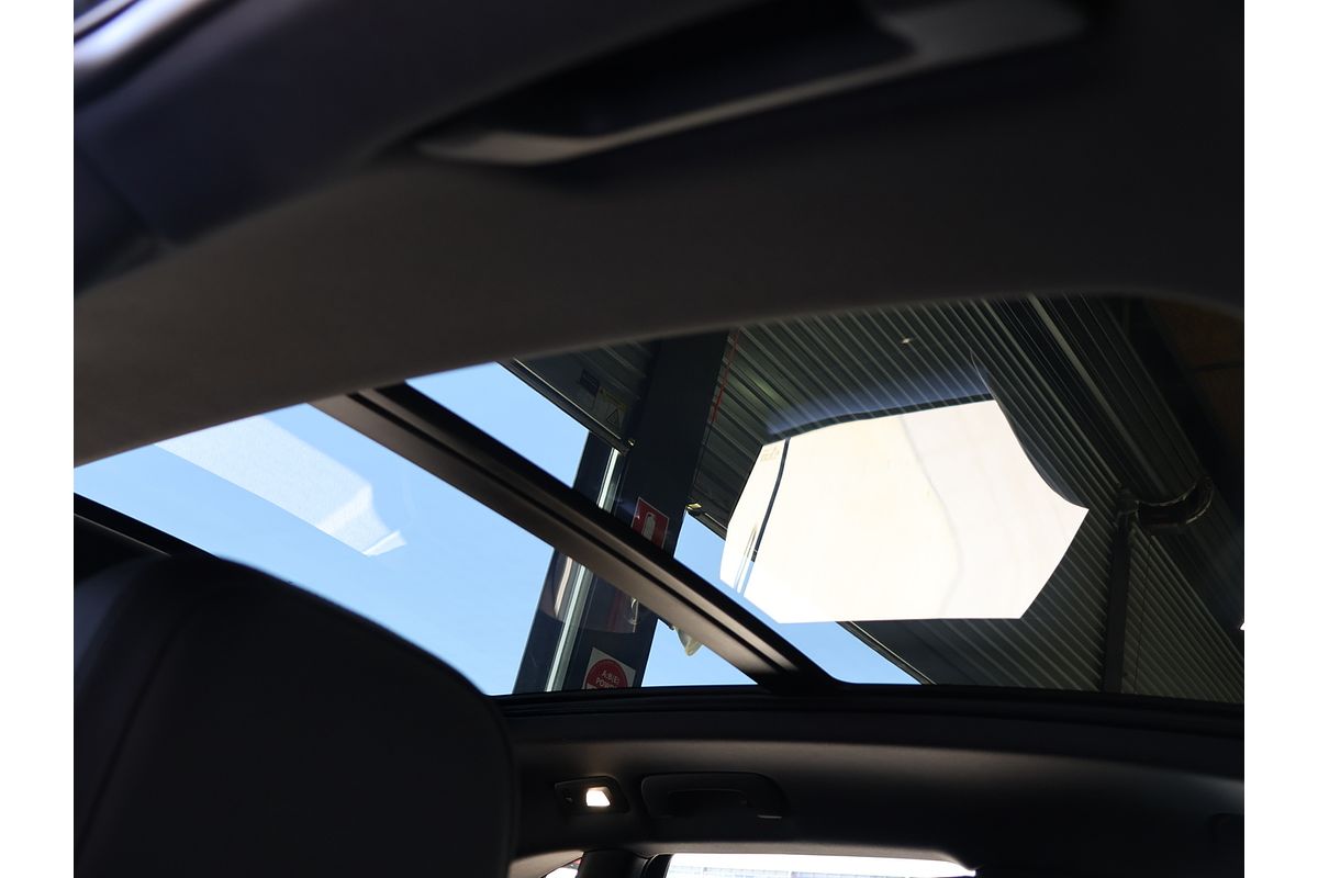 2023 Porsche Macan 95B