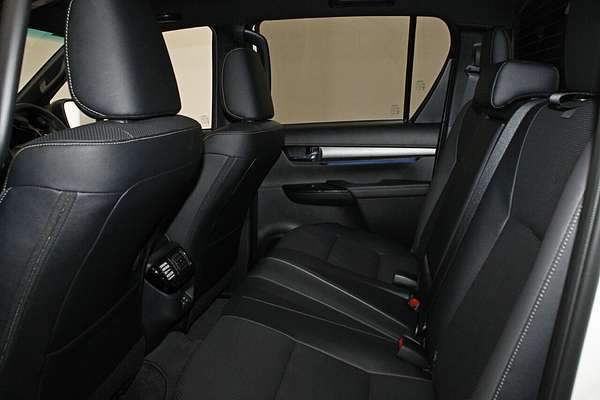 2024 Toyota Hilux Rogue 48V GUN126R 4X4