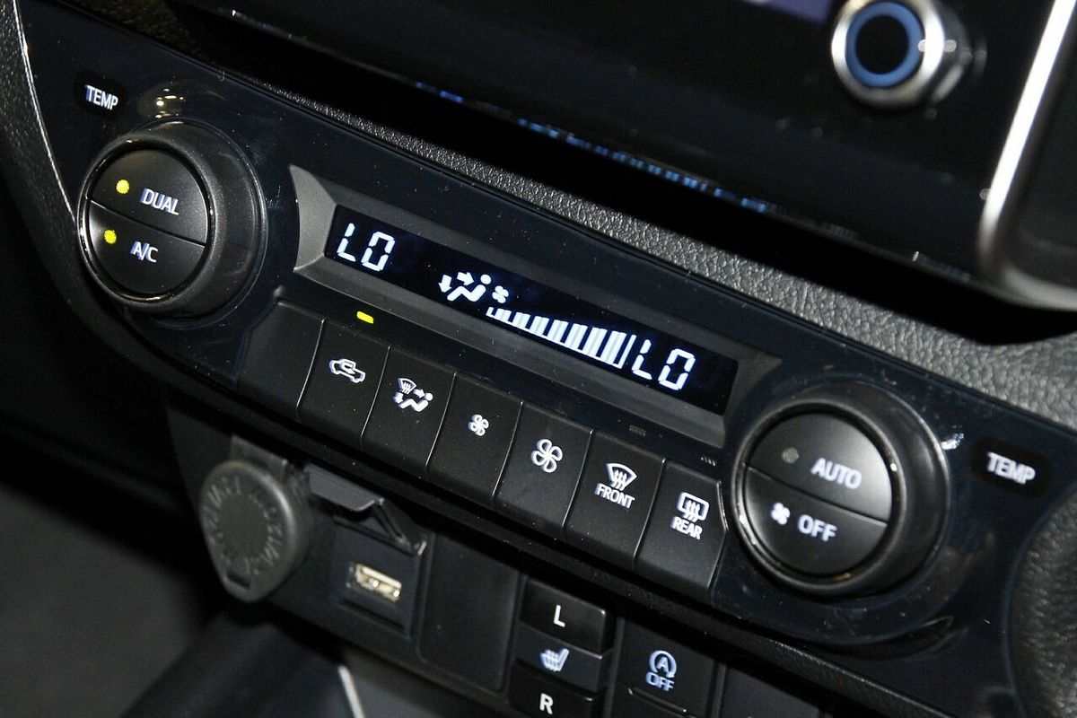 2024 Toyota Hilux Rogue 48V GUN126R 4X4
