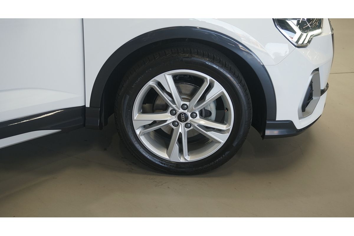 2022 Audi Q3 35 TFSI S Line F3
