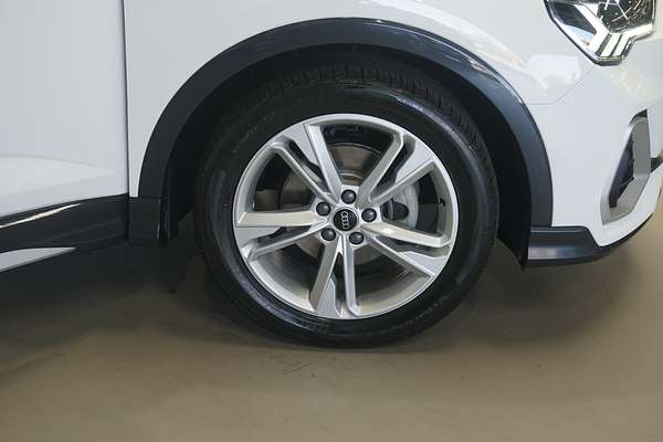 2022 Audi Q3 35 TFSI S Line F3
